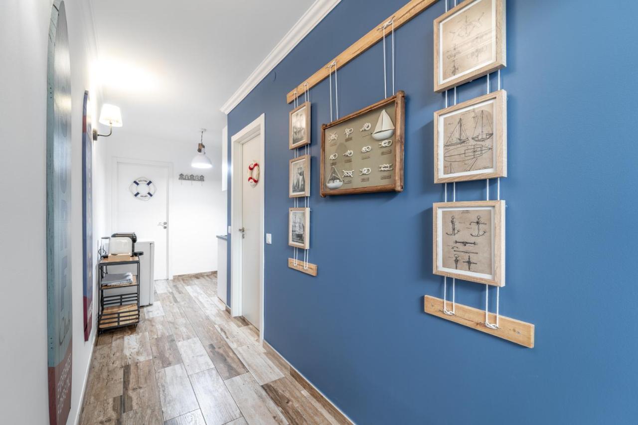 Apartment Main Street By Raspberry Cascade *