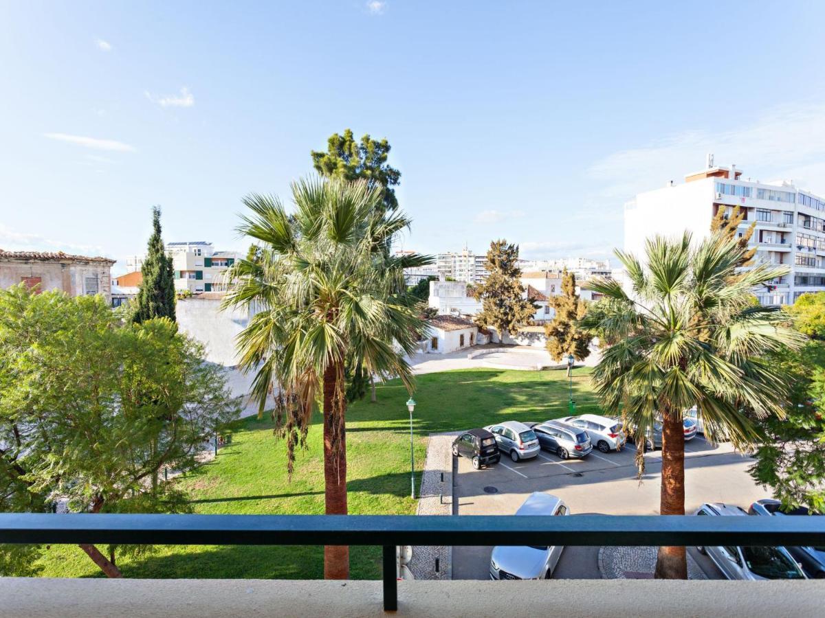 Alameda Apartment *
