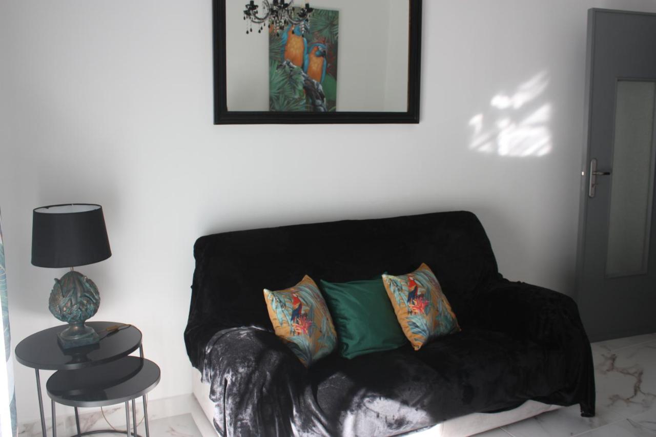 Yucca Apartment