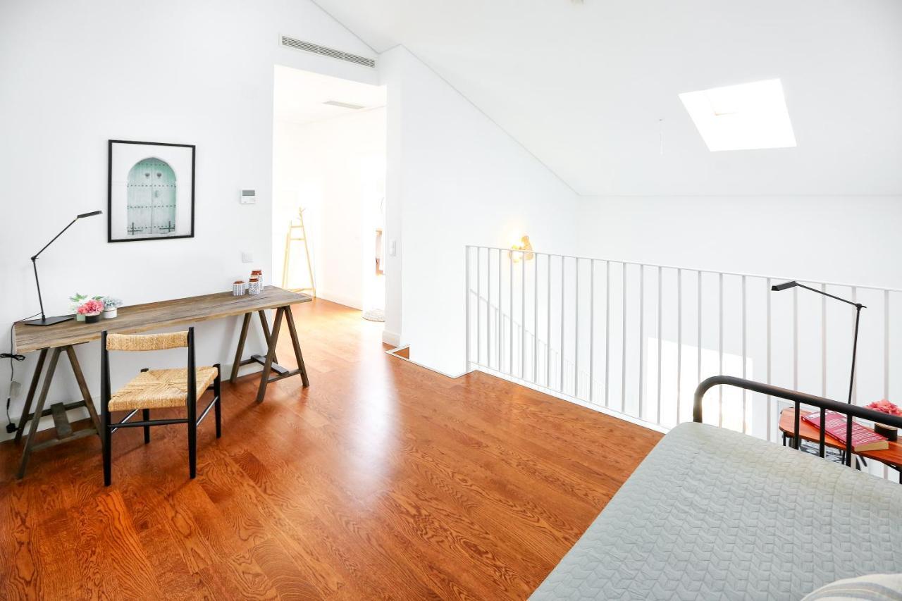 Young Spirit Apartment *