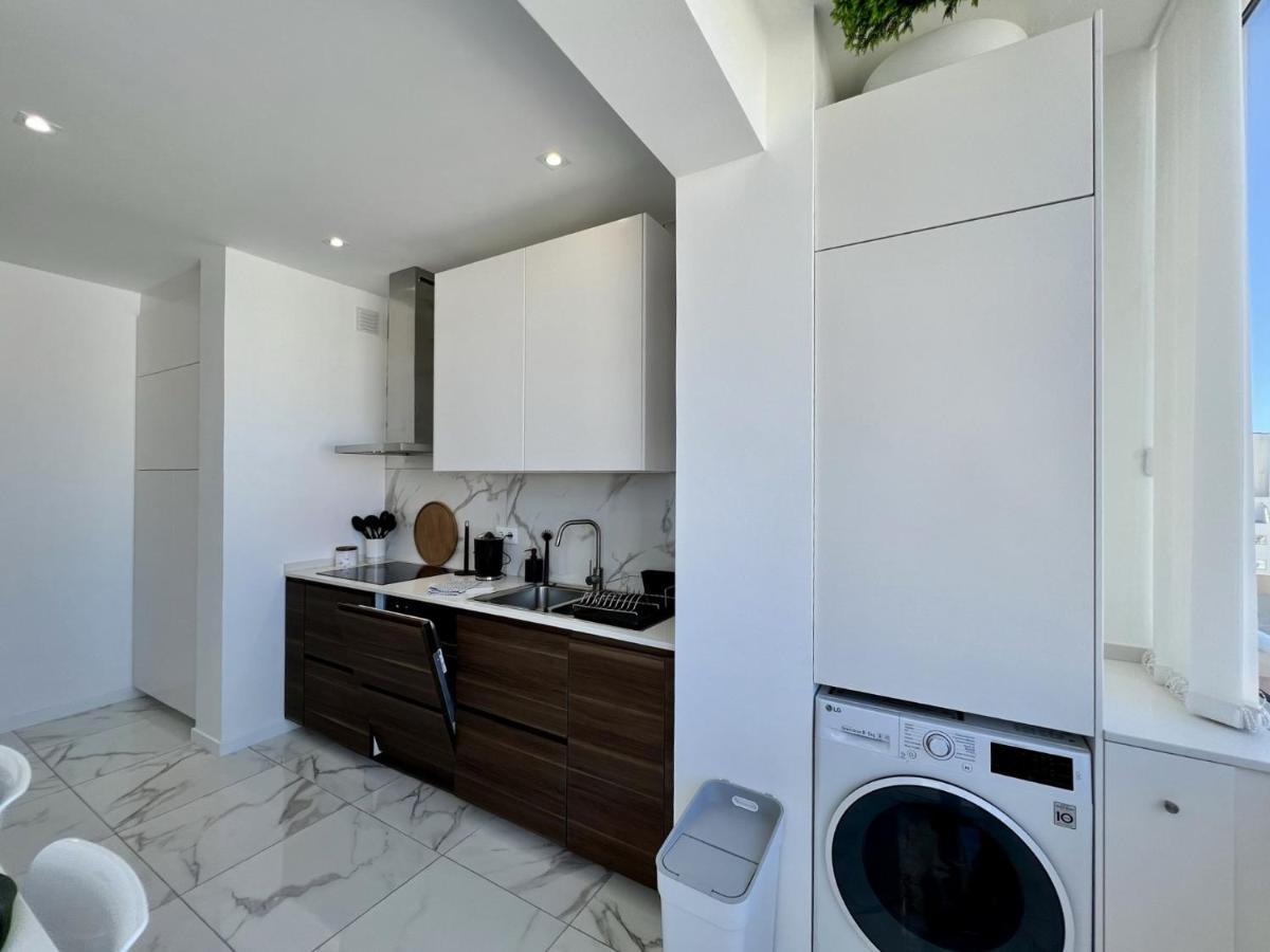 Deluxe By Homing Apartment