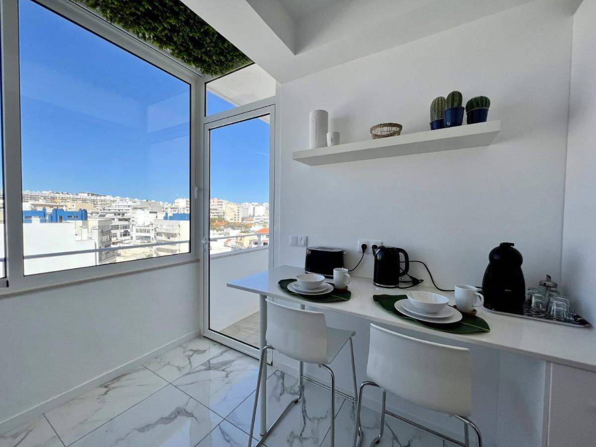 Deluxe By Homing Apartment *