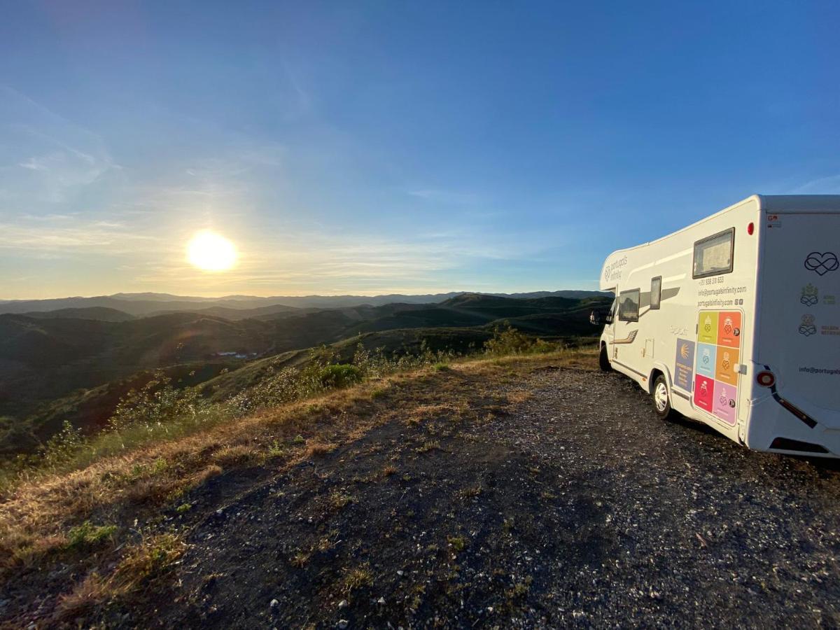 Botel Portugals Infinity - Autocaravana Luxo Faro