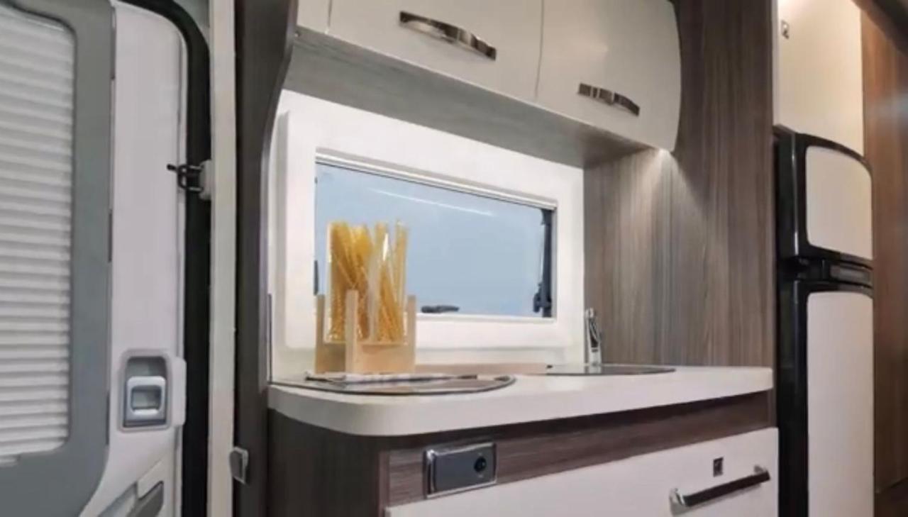 Portugals Infinity - Autocaravana Luxo Botel *