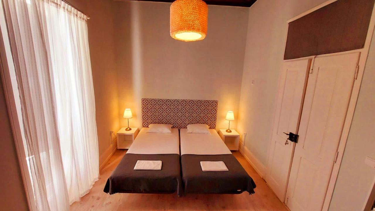 Hostel A Casa Da Arvore Faro
