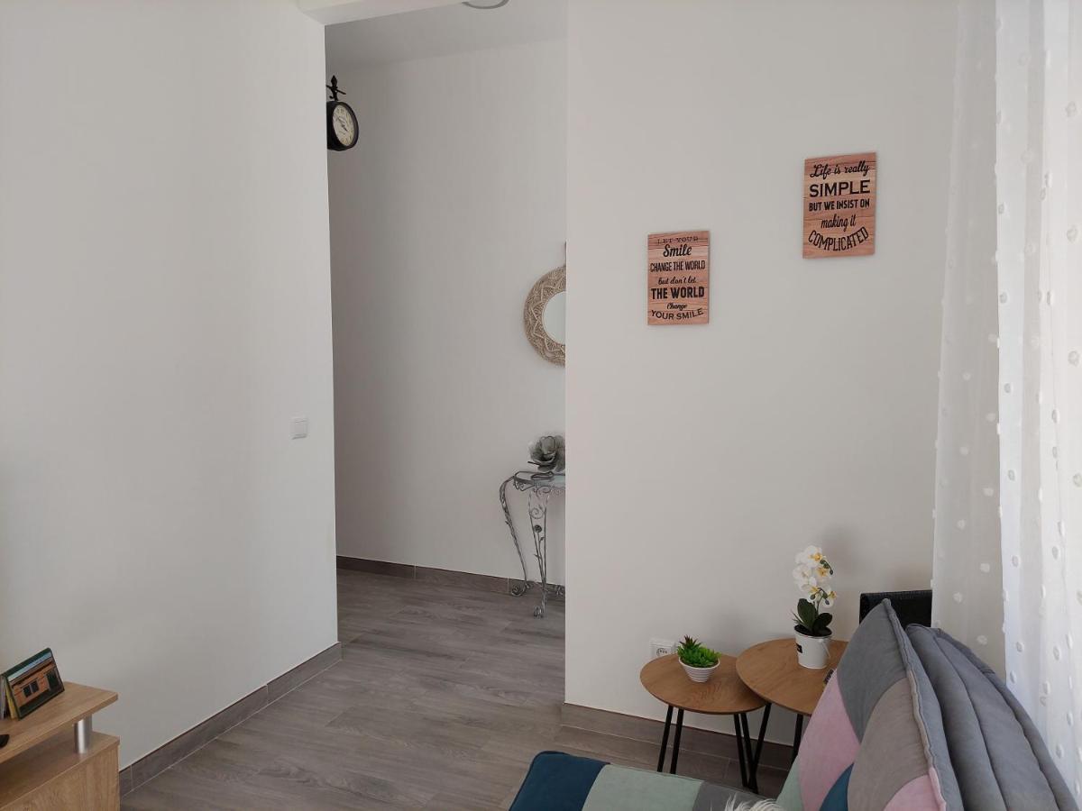 Casa Amarela: Conforto E Localizacao Perfeita! Faro