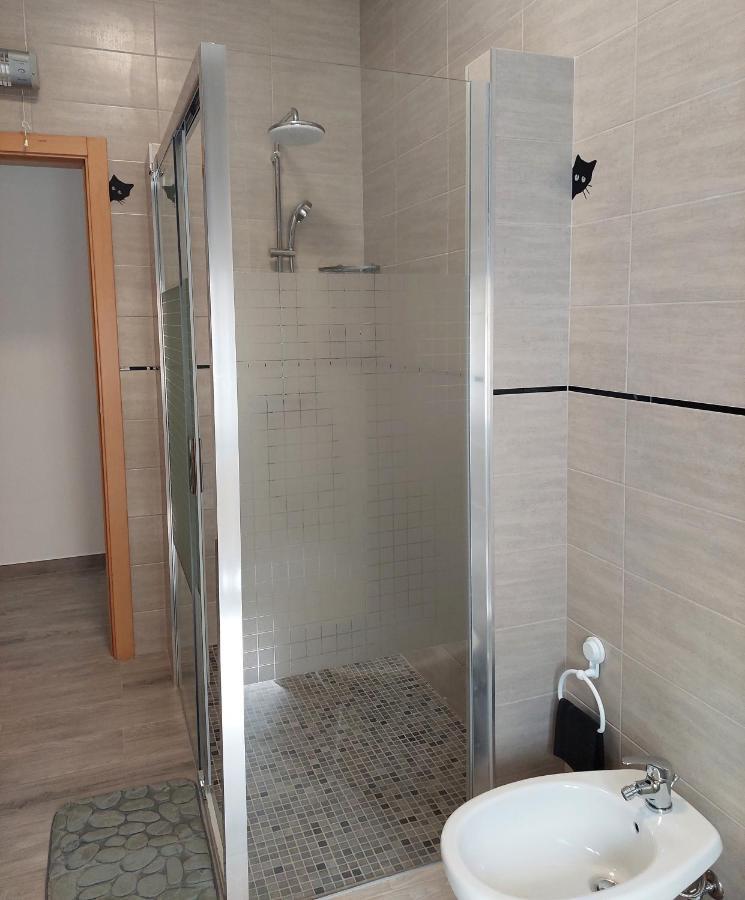 Casa Amarela: Conforto E Localizacao Perfeita! * Faro