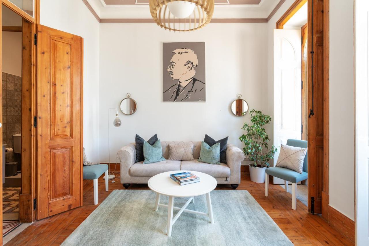 Privilege Alianca Da Silva In The Heart Of Faro