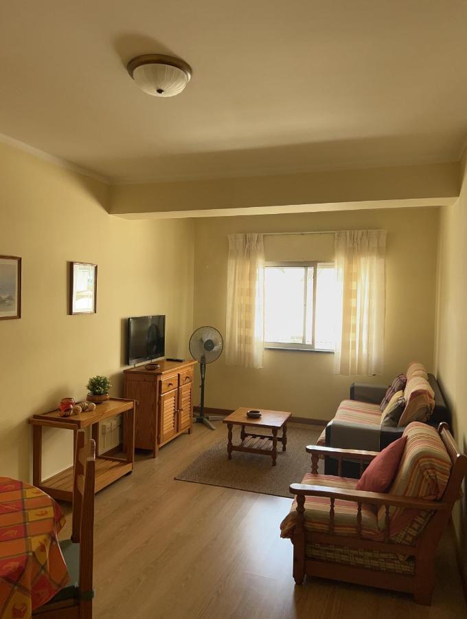 Center House Apartment *