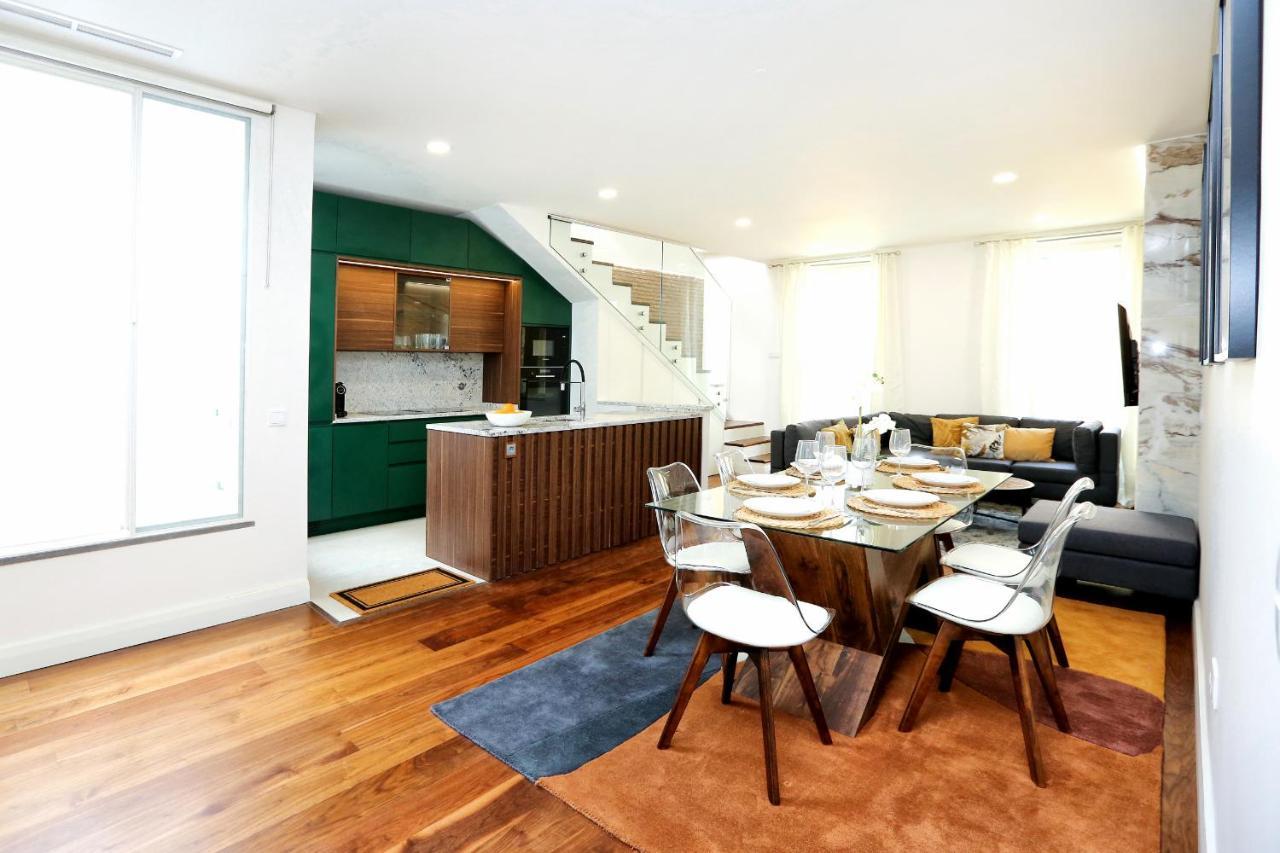 & Gorgeous - 3 Bedroom Getaway In The Heart Apartment *