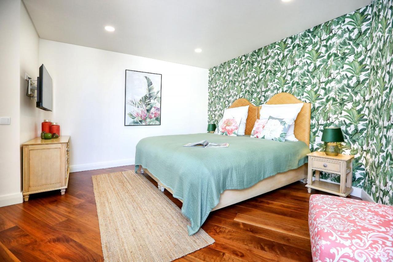 & Gorgeous - 3 Bedroom Getaway In The Heart Apartment