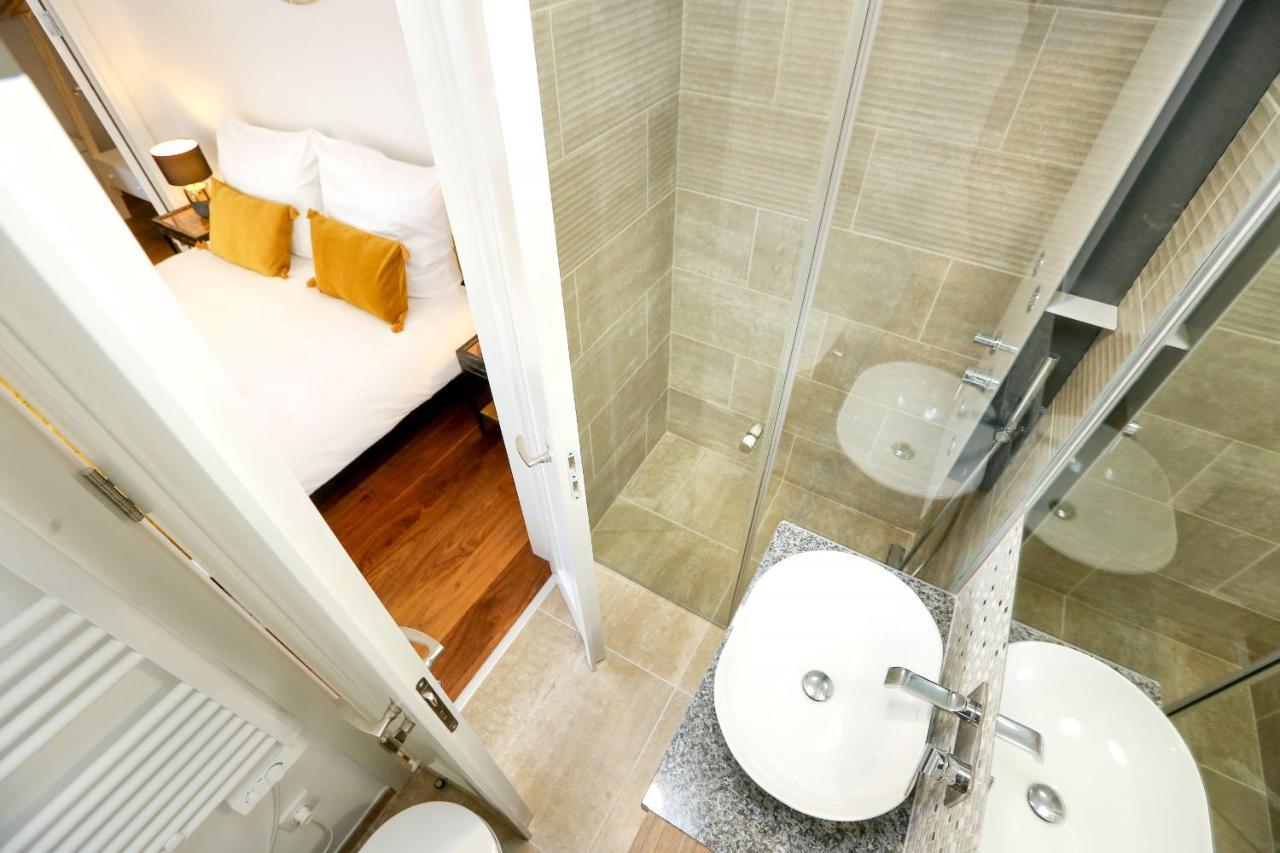 & Gorgeous - 3 Bedroom Getaway In The Heart *