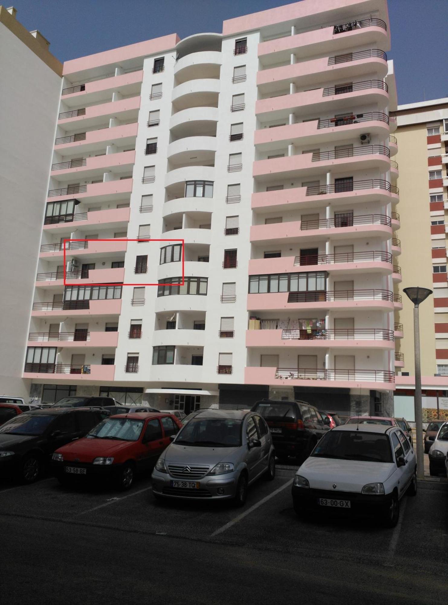 Stadium Flat *
