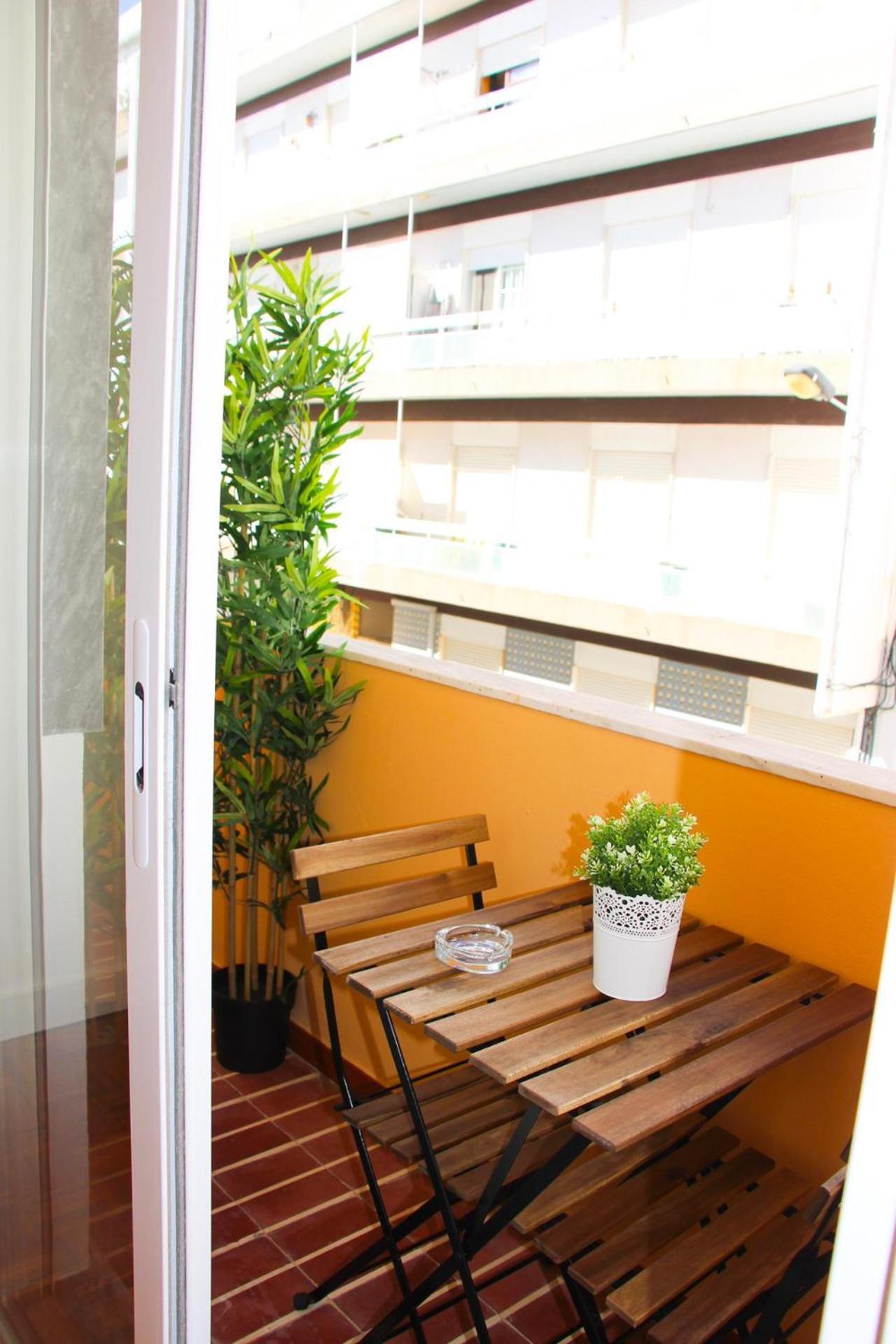 Sweet Apartment *