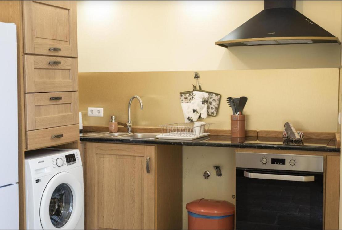 Grand 29 Apartment *