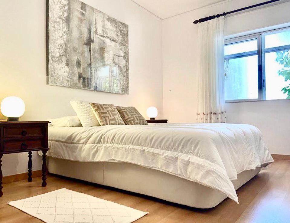 Apartment Charming 3 Bedroom In The Centre Of *