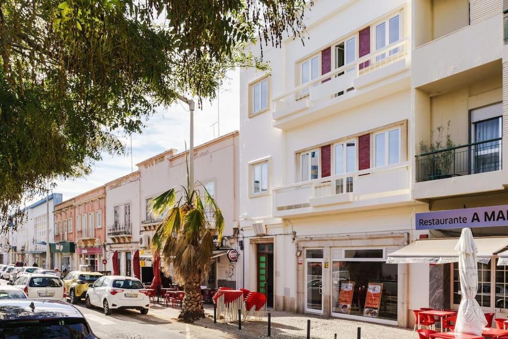 Modern & Bright Mercado 12 Apartment Faro