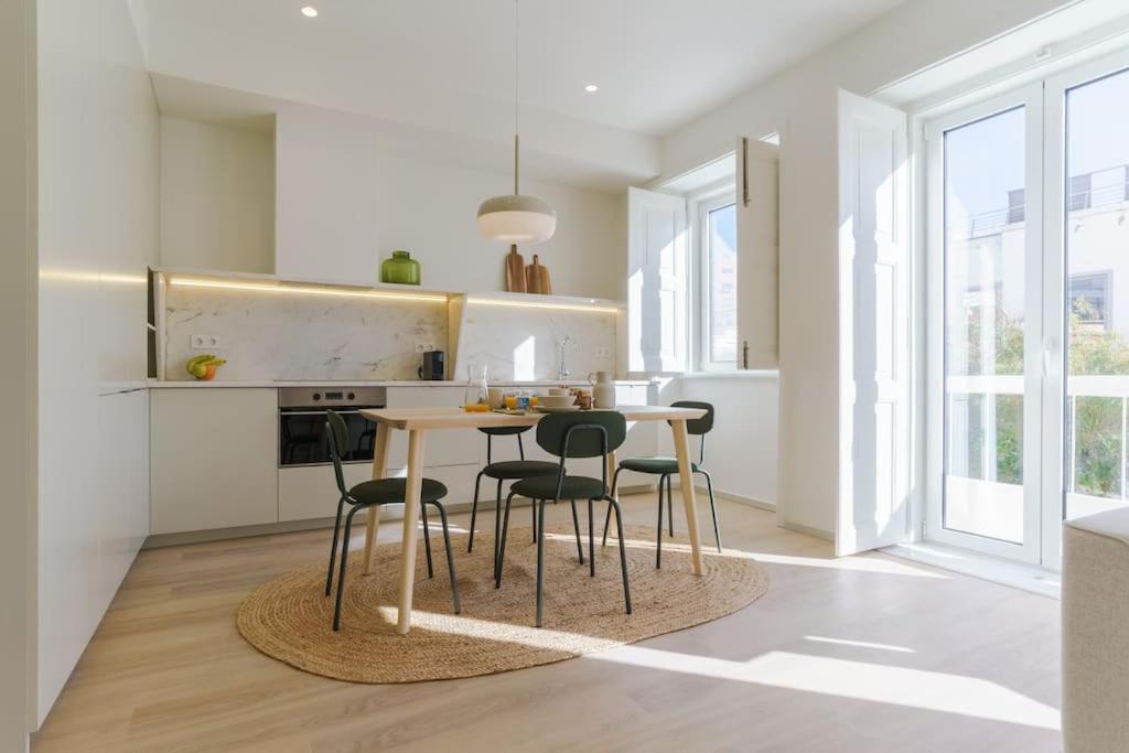 Modern & Bright Mercado 12 Apartment Faro