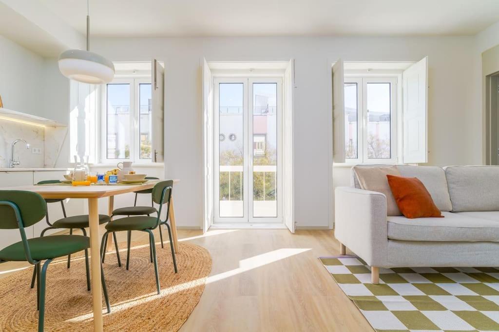 Modern & Bright Mercado 12 Apartment Faro