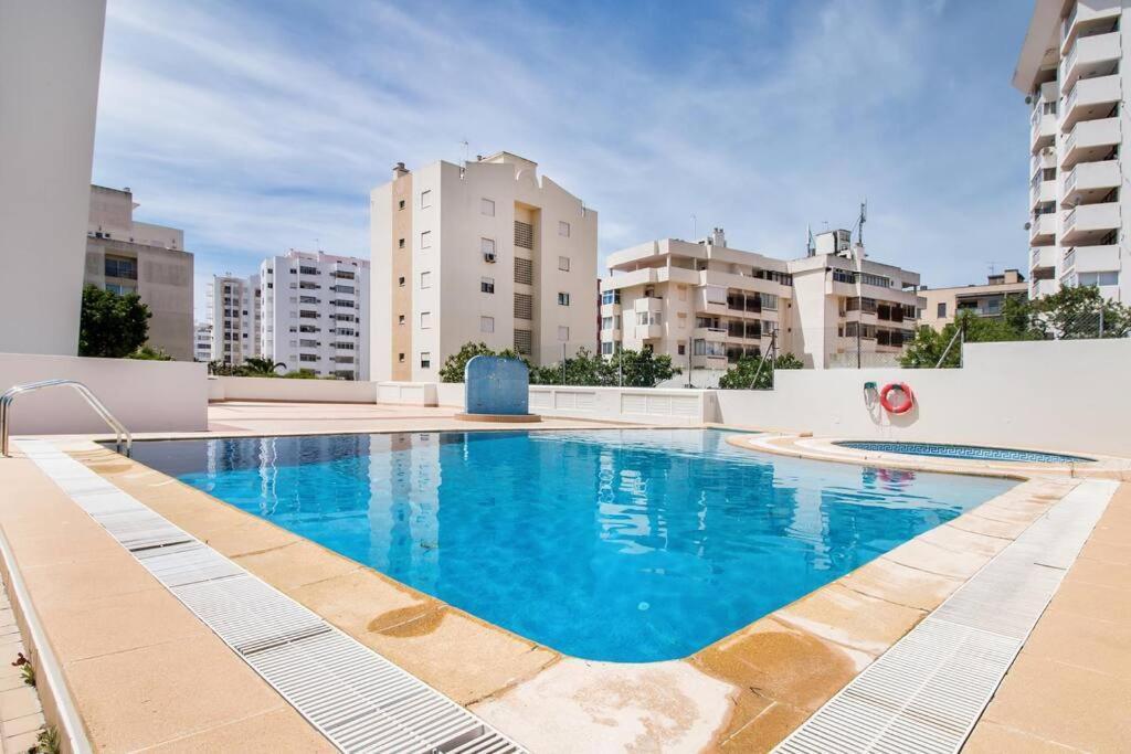 Apartment Algarve Modern Flat Pool-parking-ac Nearby *