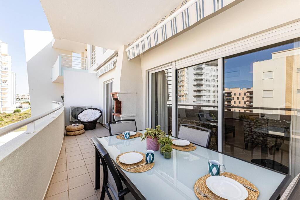 Algarve Modern Flat Pool-parking-ac Nearby * Faro