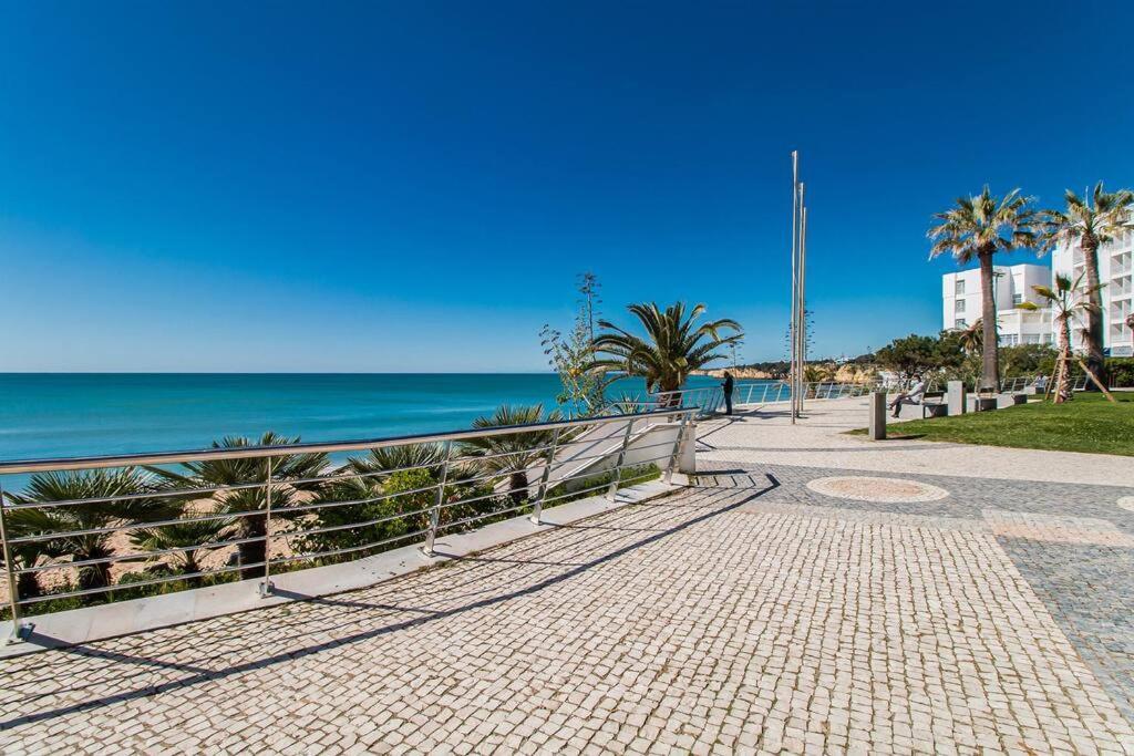 Algarve Modern Flat Pool-parking-ac Nearby * Faro