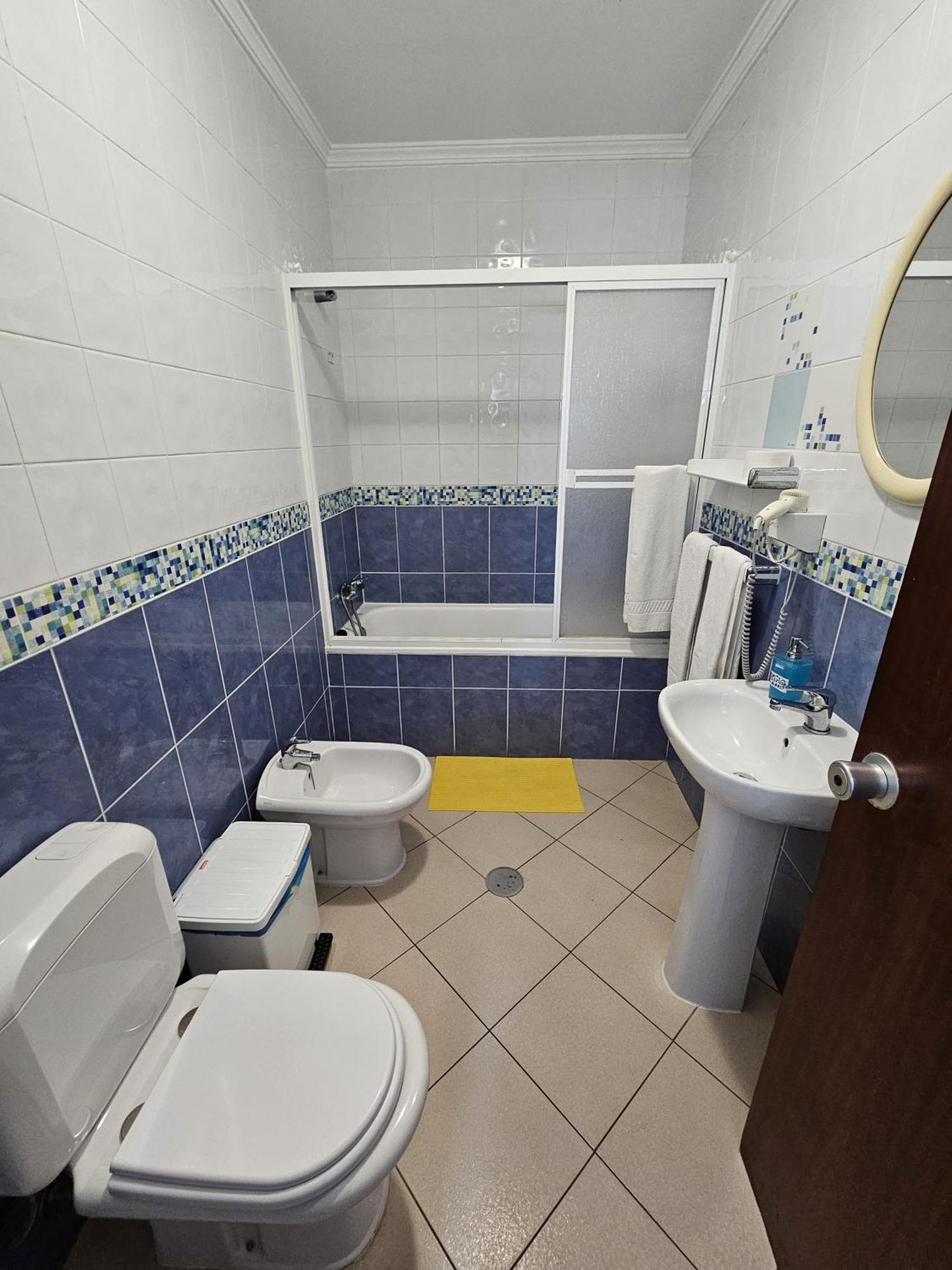 Hotel Adelaide Hotel 2*