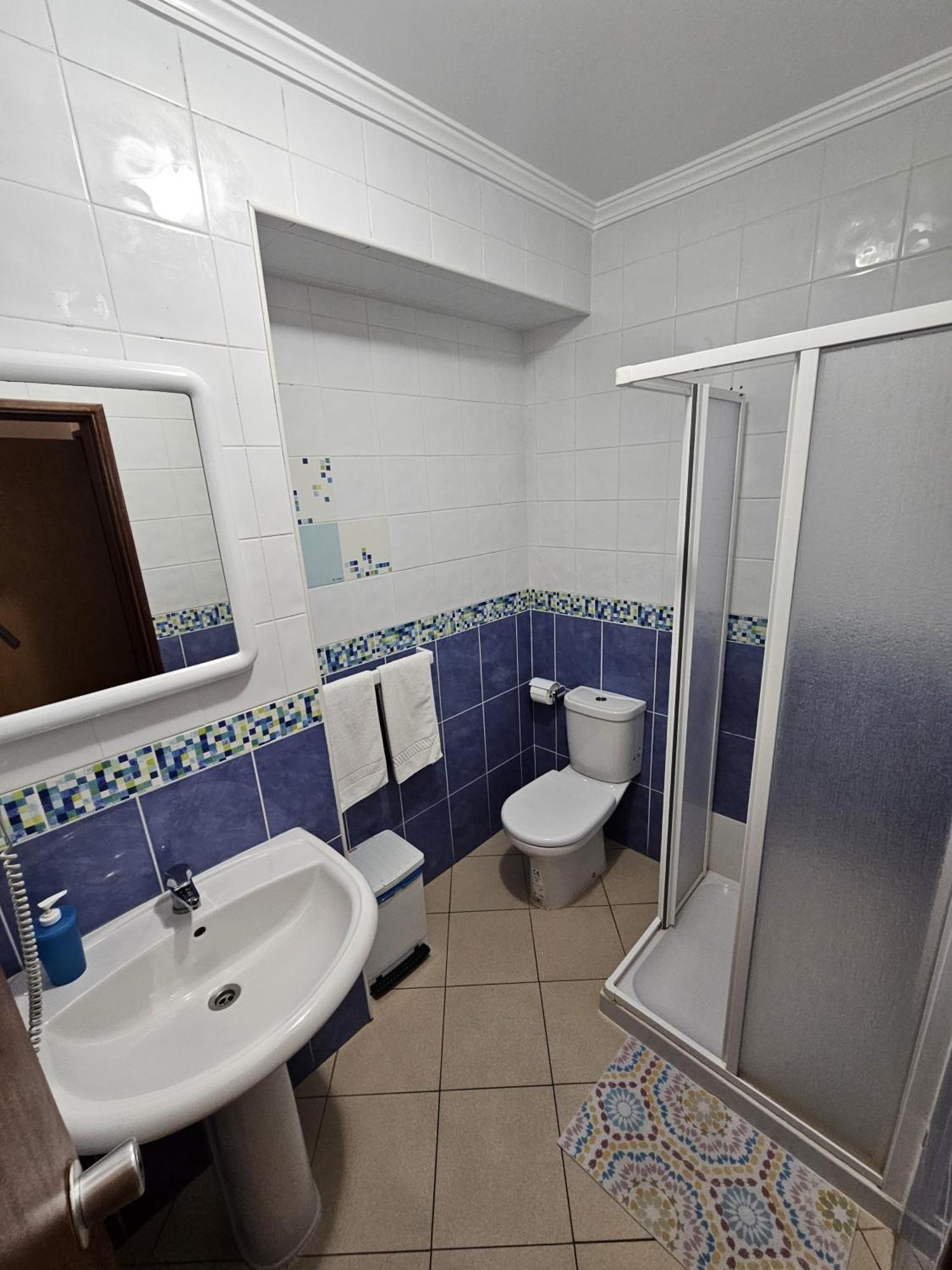 Hotel Hotel Adelaide 2*