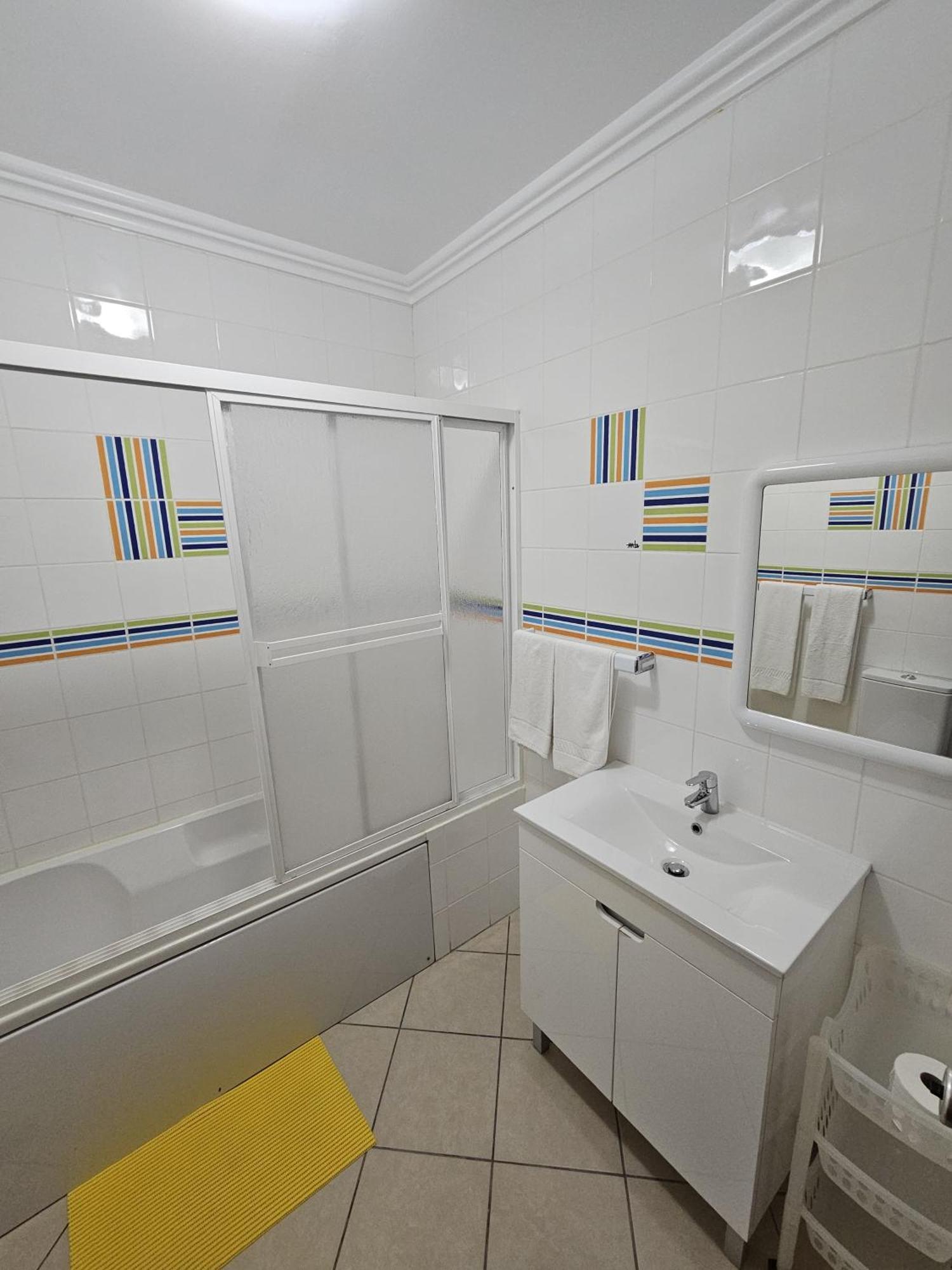 Hotel Adelaide 2* FAO