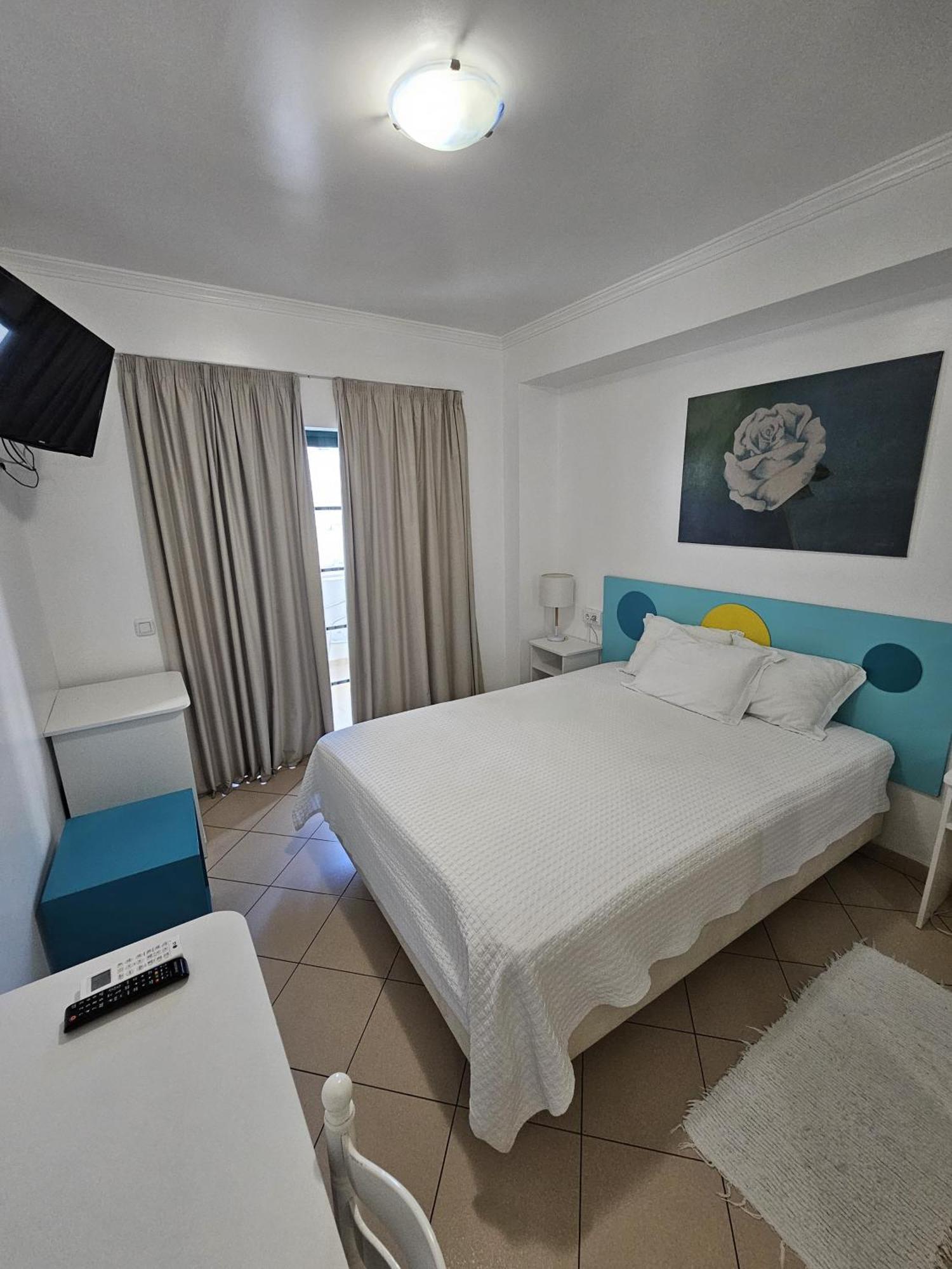 Hotel Hotel Adelaide 2*