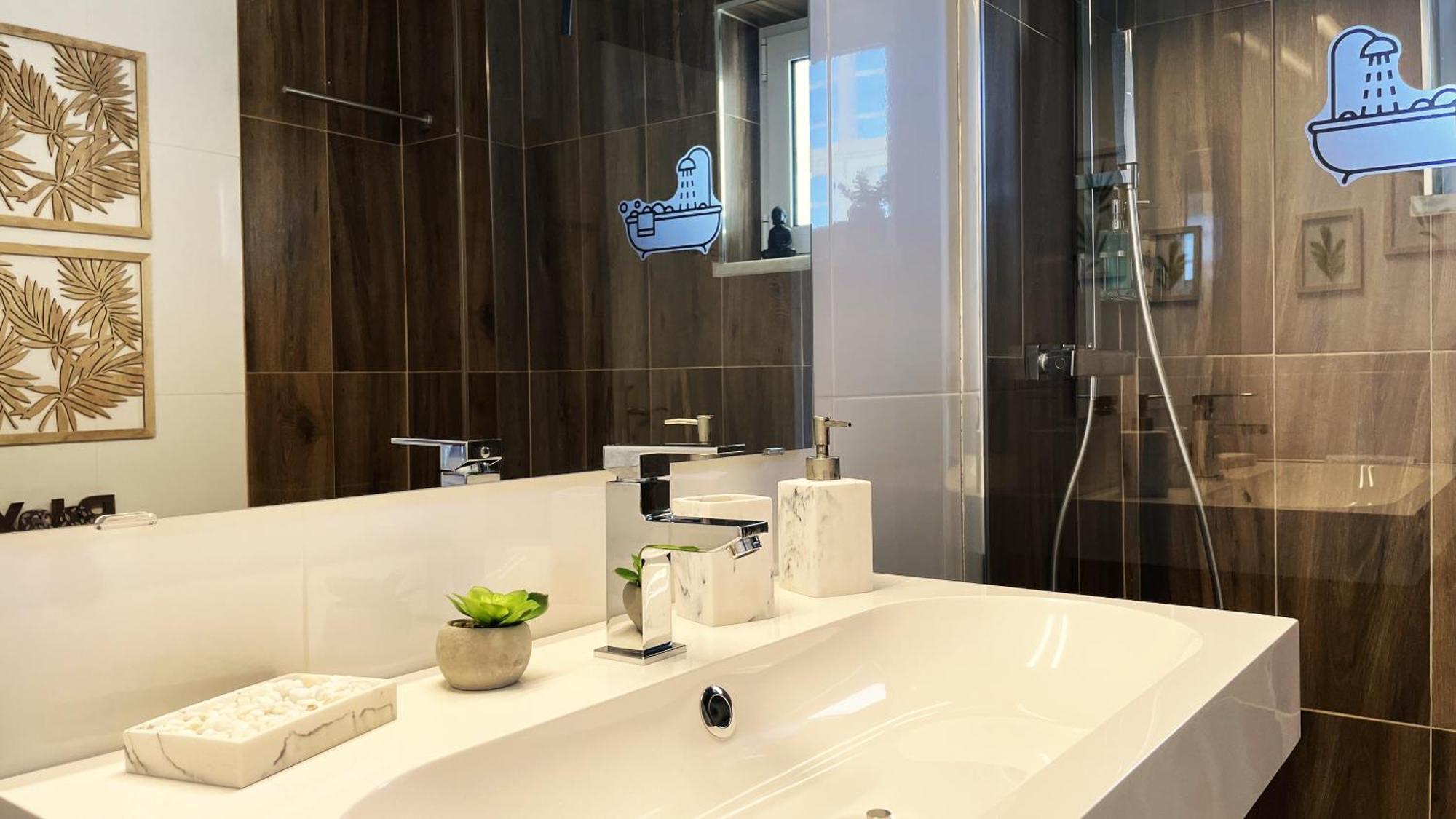 Omniax Apartment