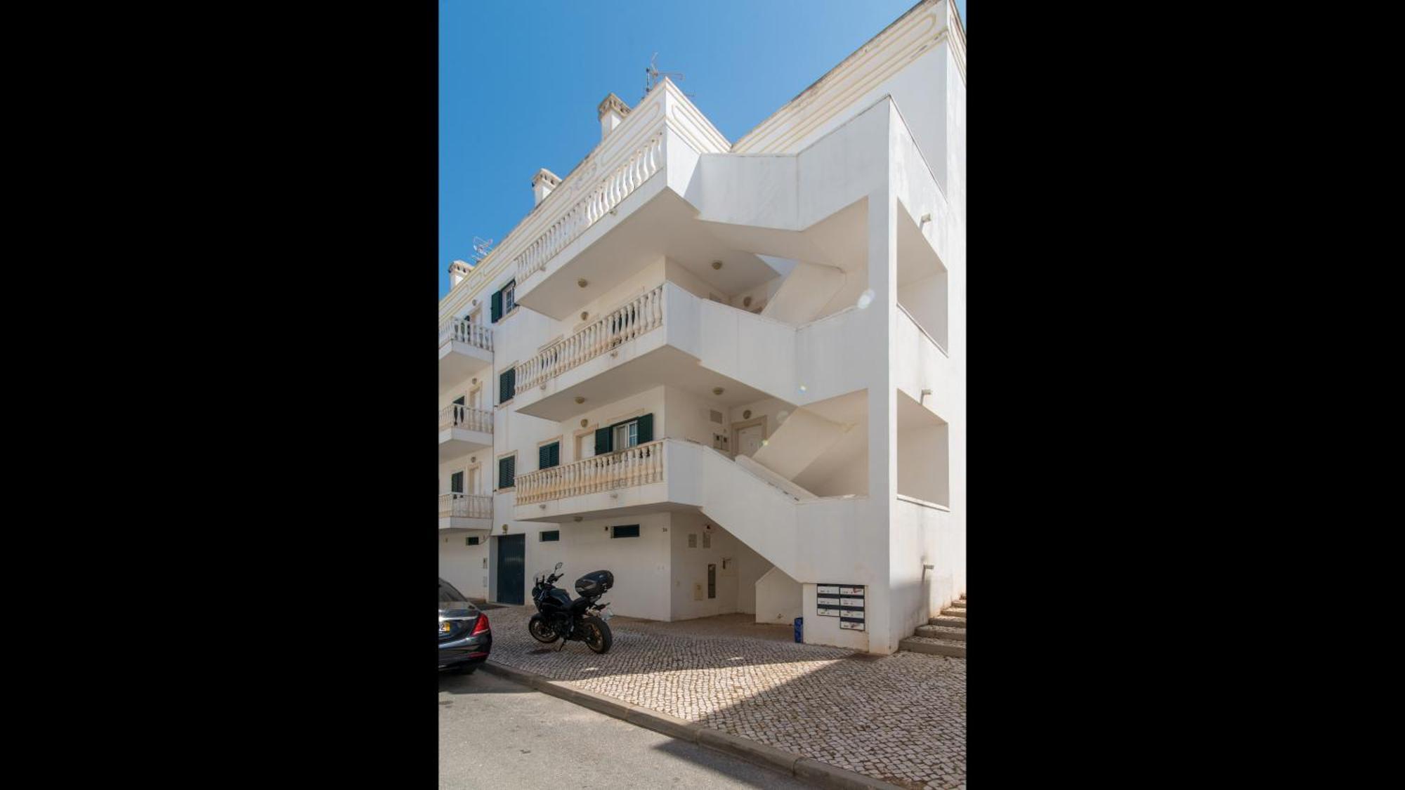 Wifi, Terrace, Bbq, Air Con 8min Walk From The Marginal Of Apartment *