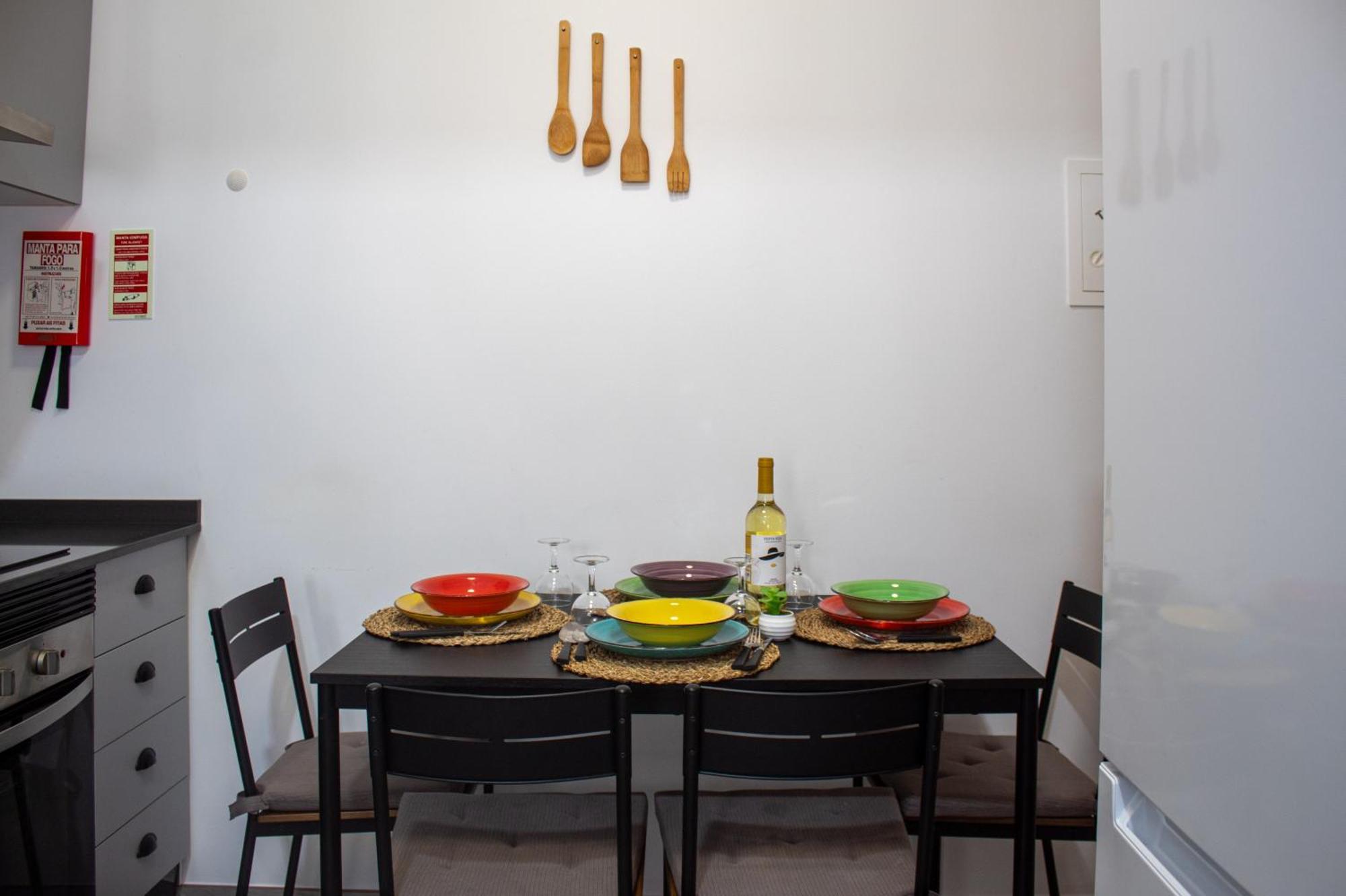 Casa Amarela - Conforto E Localizacao Central! *