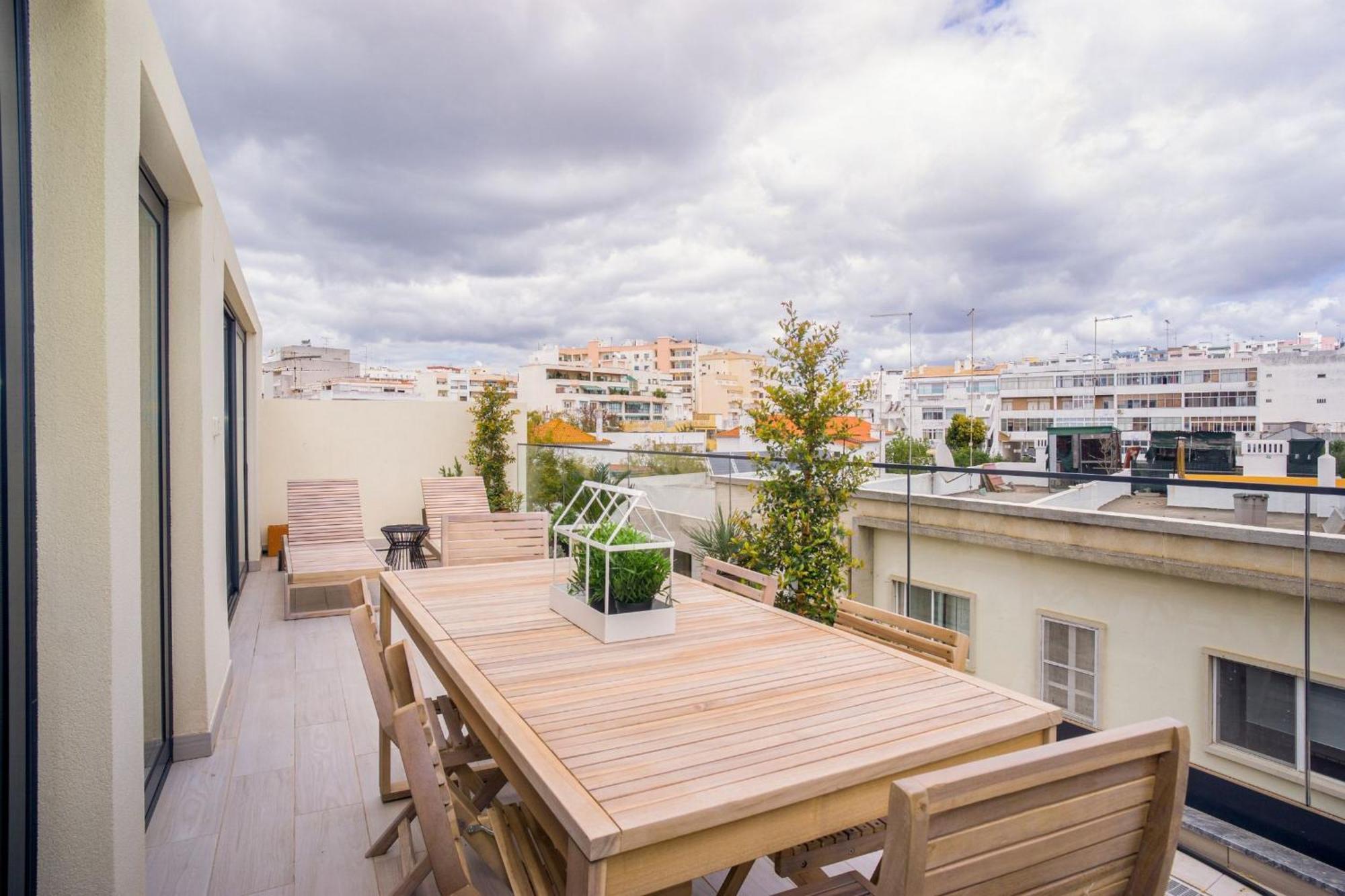 Akisol Sunset Apartment