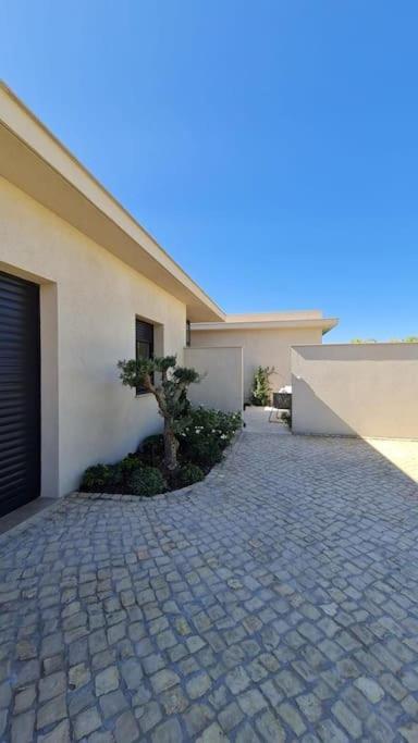 Brand New Waterfront With Pool * Faro