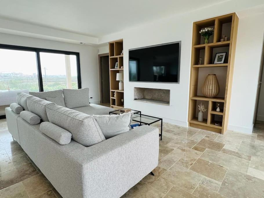 Brand New Waterfront With Pool Faro