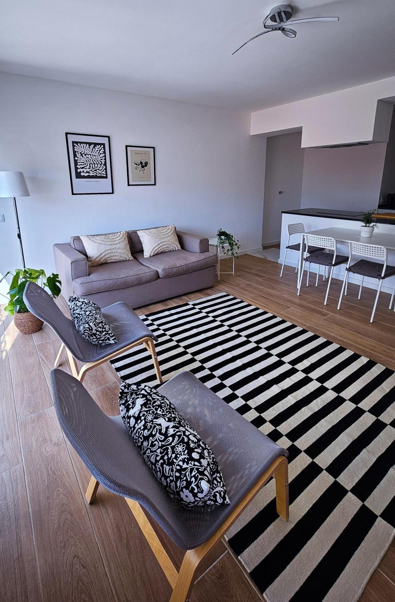 Apartment Carmo Center 2 *