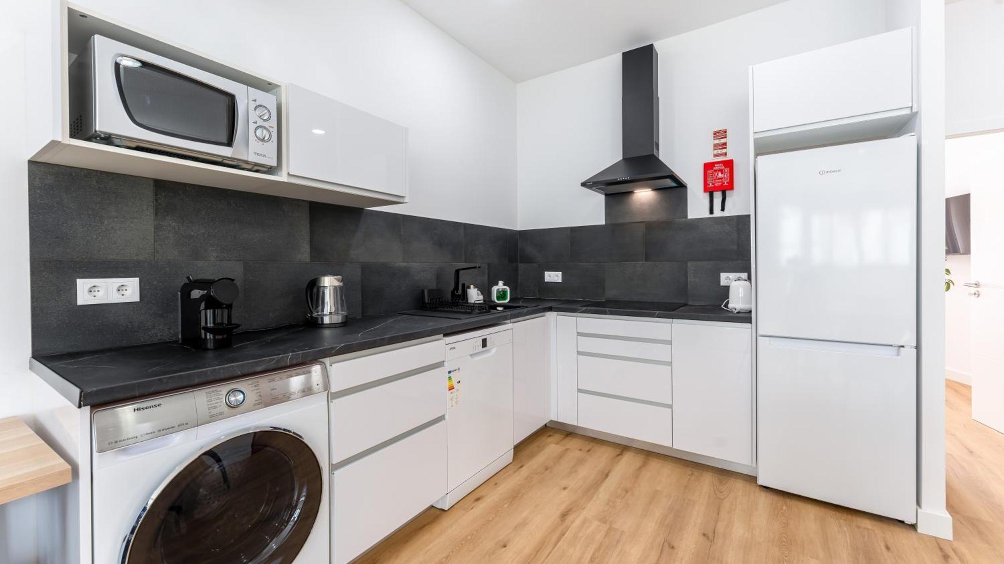 Modern Retreat 1 In By Lovelystay Apartment Faro