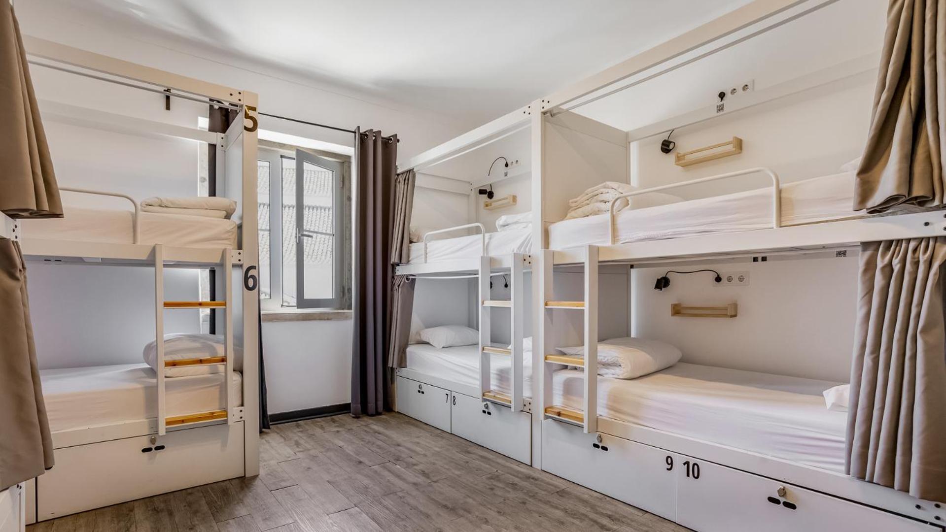 Hostellicious Hostel *
