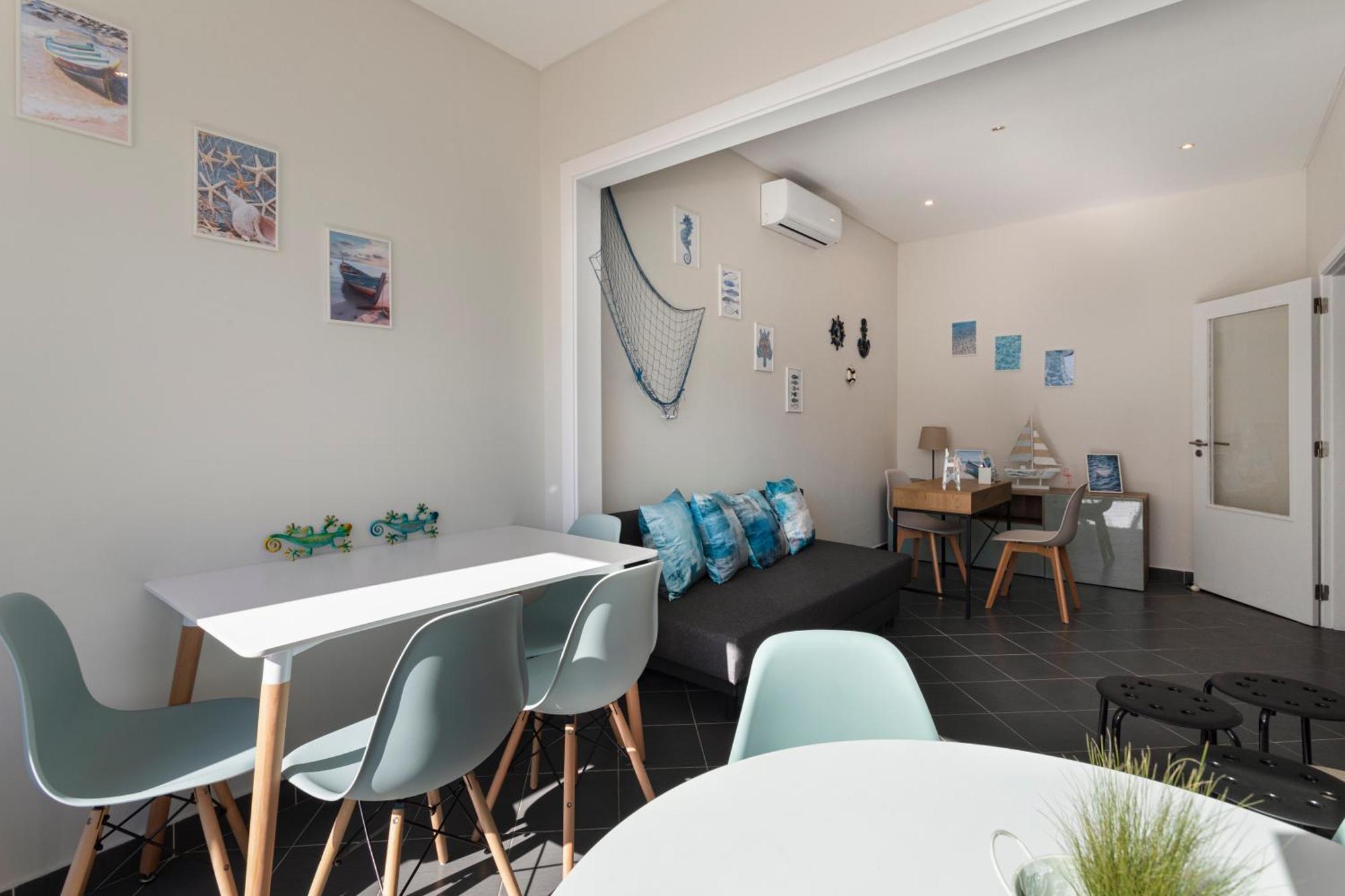 Lemon Apartment