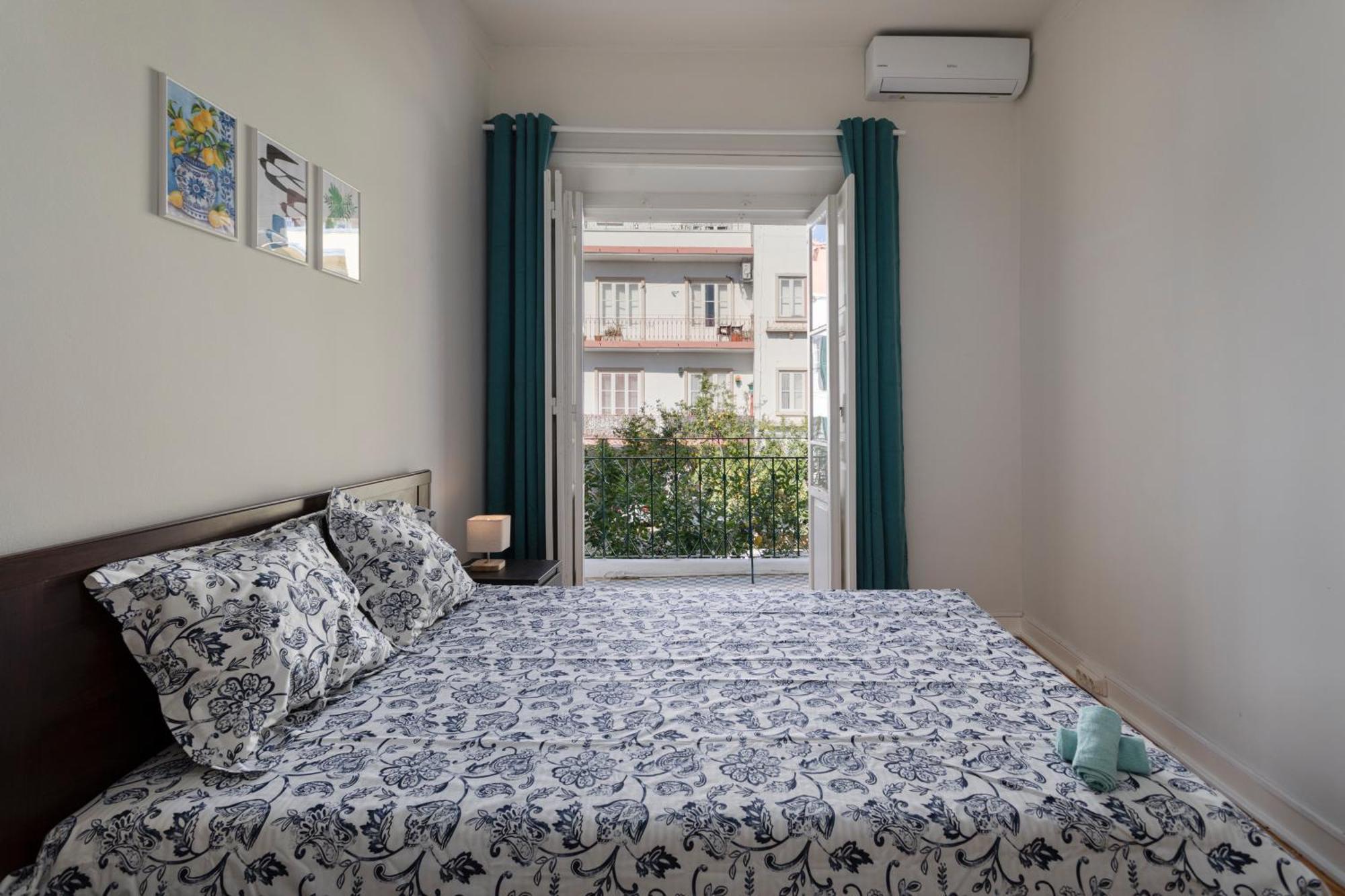 Lemon Apartment *