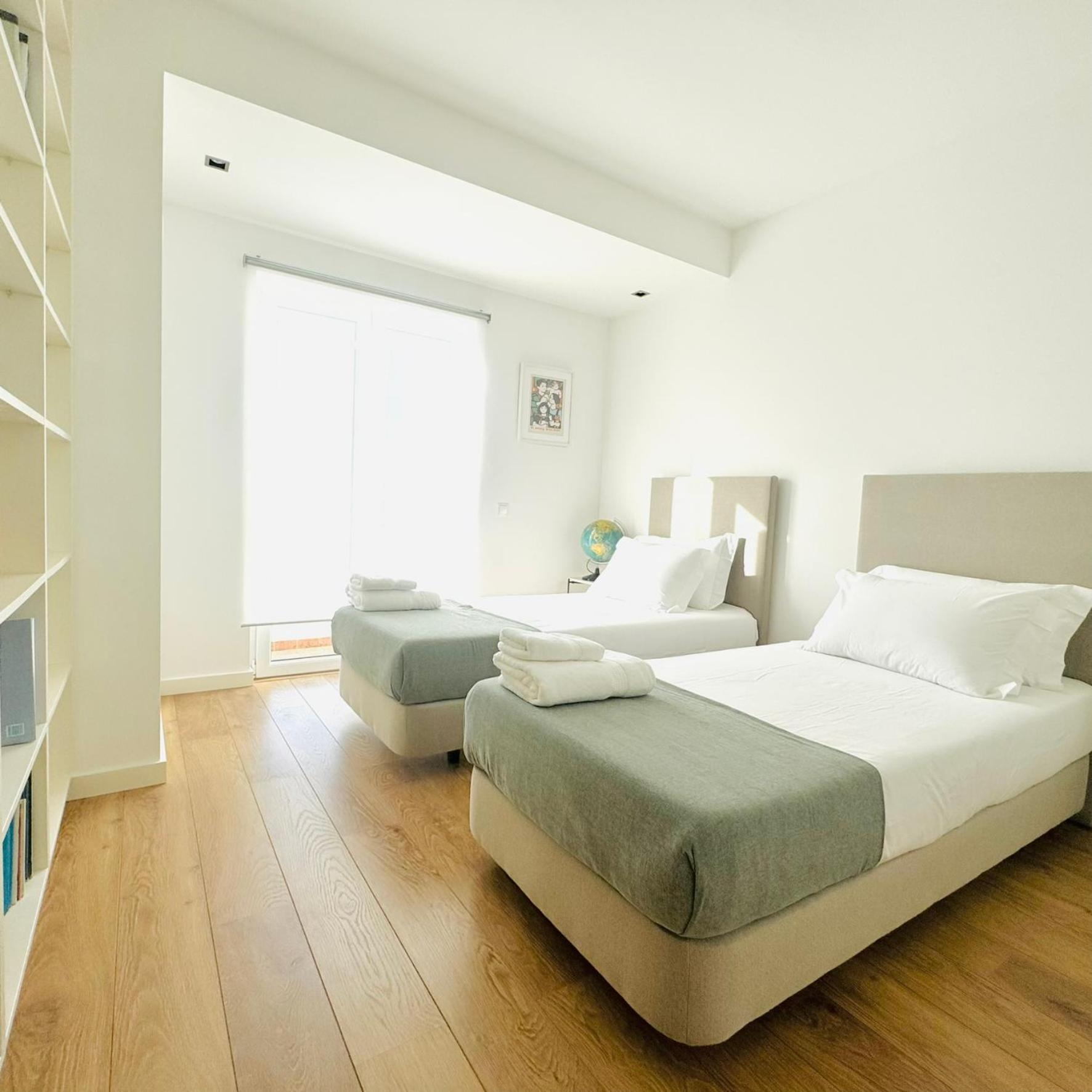 Narciso Townhouse Villa *