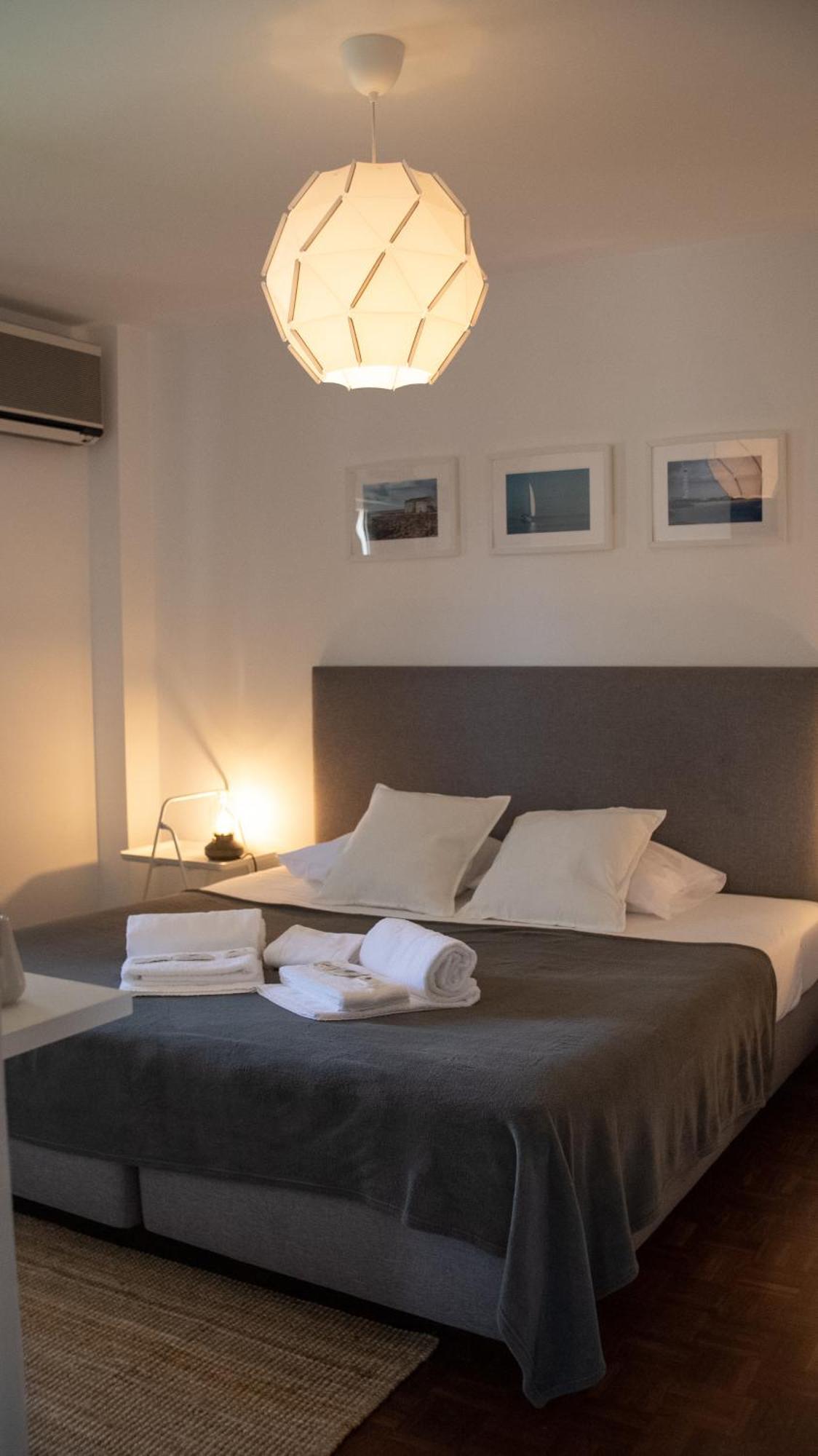 Bed & Breakfast Pine House - Airport, And Center Faro