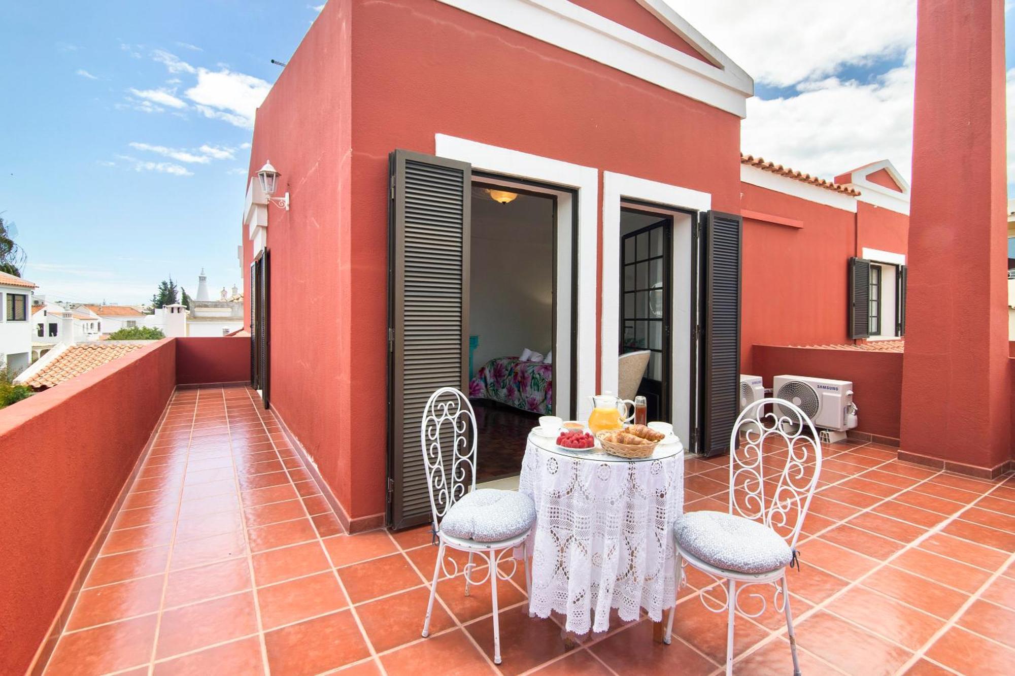 Villa Sunshine House