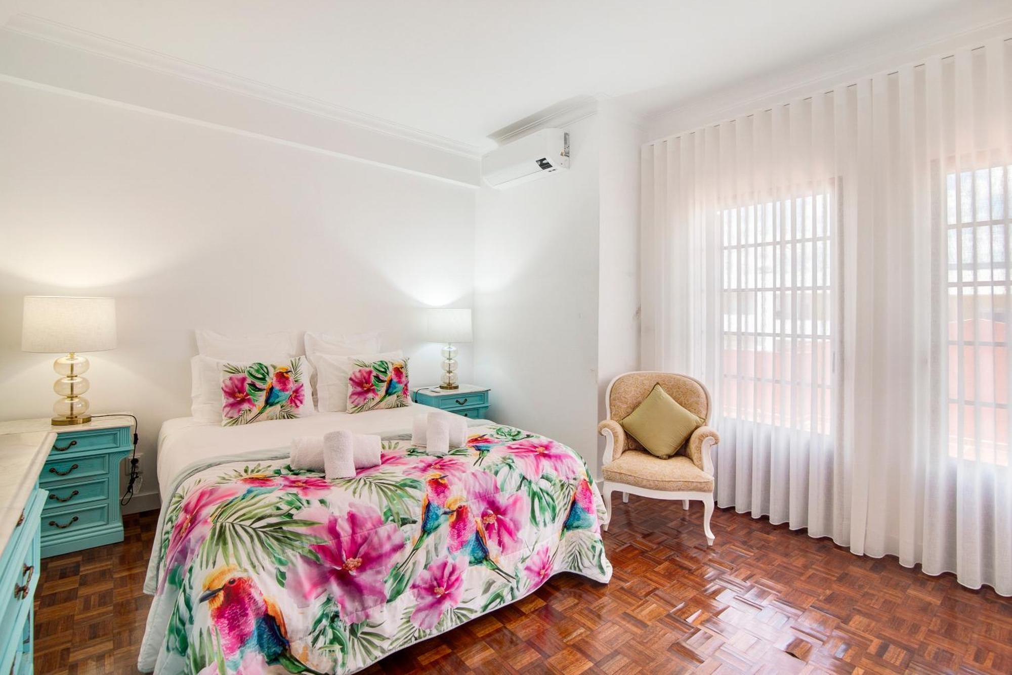 Villa Sunshine House *