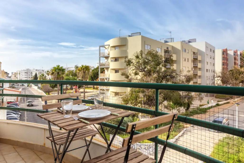 Blife Vitorya Private Homestay Faro