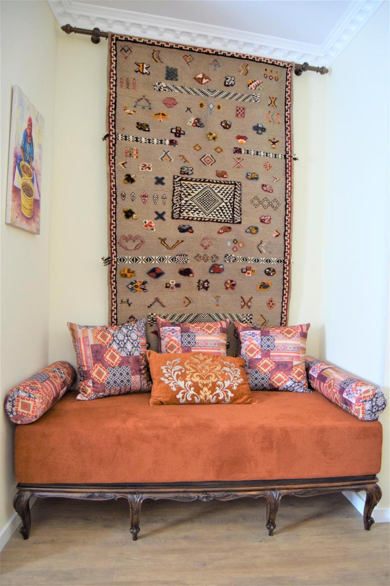 7 Styles By Raspberry Cascade * Distrikt Faro