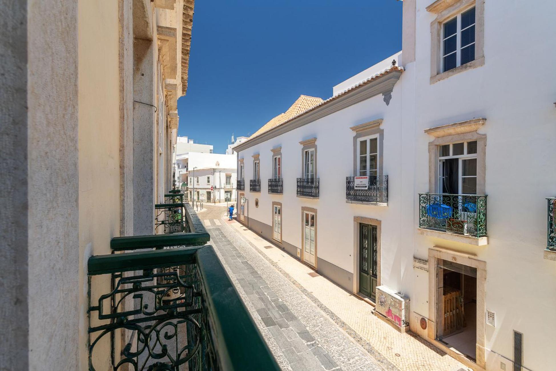 Blife Alicya Private Faro