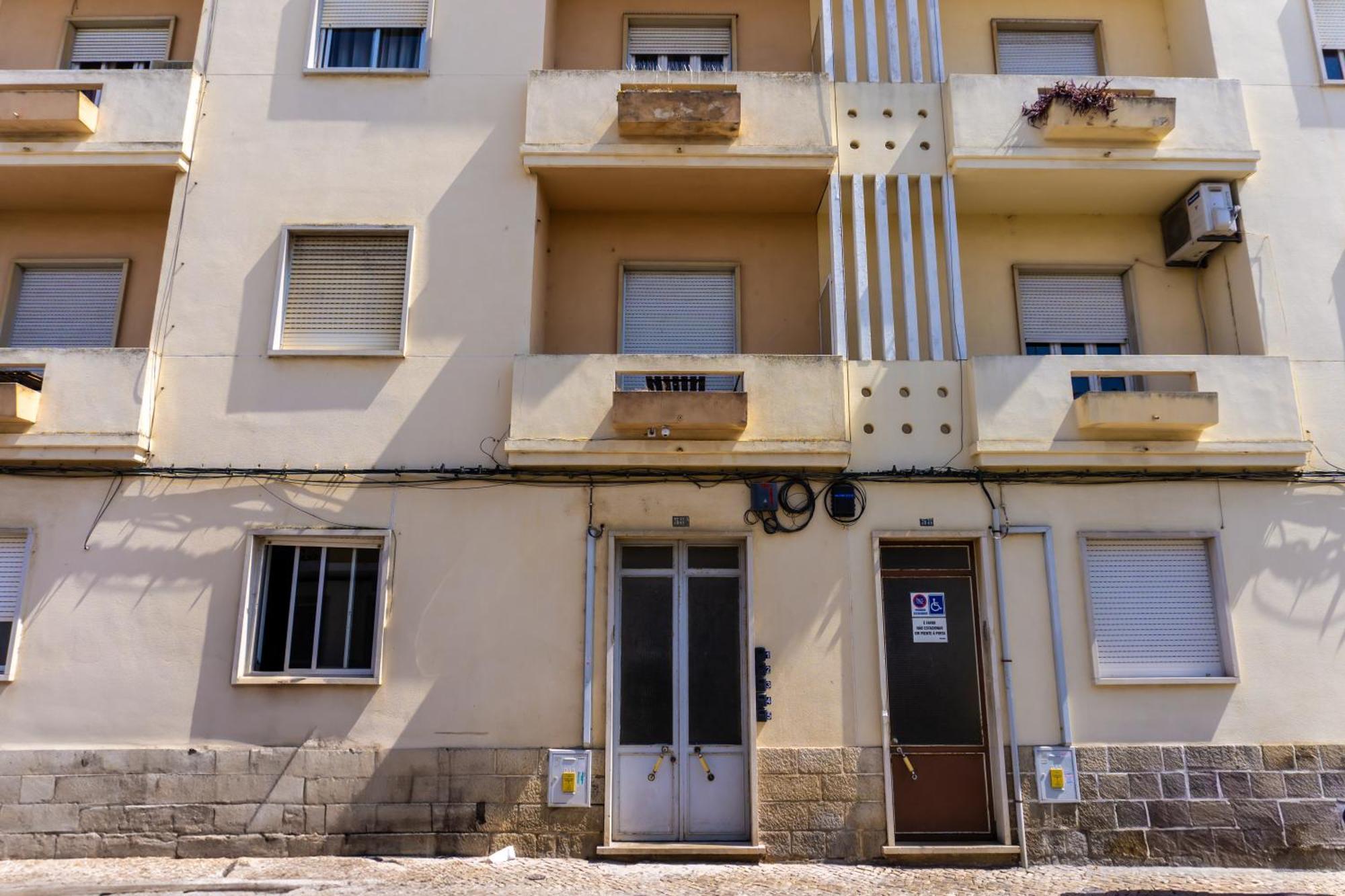 Aconchego De Quartos No Centro De Homestay Faro