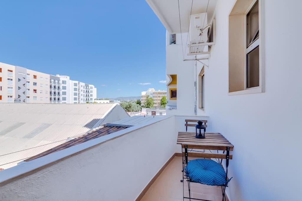 Apartment Spacious 2 Bedroom In *